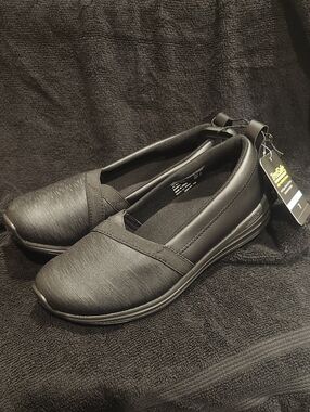Women's Black Slip-On Comfort Flats Slip-resistant Work Shoes